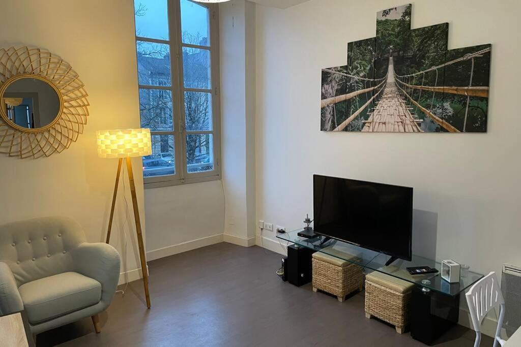 T1 40 M2. Lit Queen Size Pau Extérieur photo